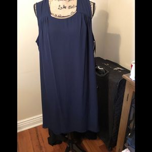 LUXOLOGY | Navy blue dress.